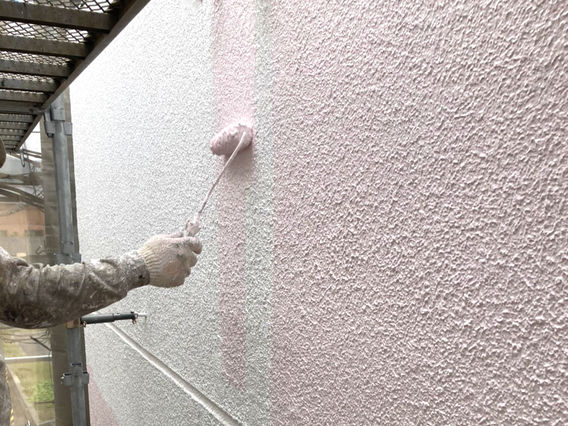 K-HANDSの外壁塗装の様子